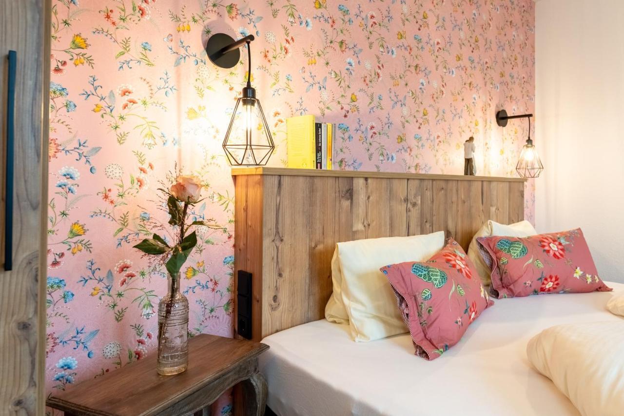 Hotel Krone Tirol 罗伊特 外观 照片