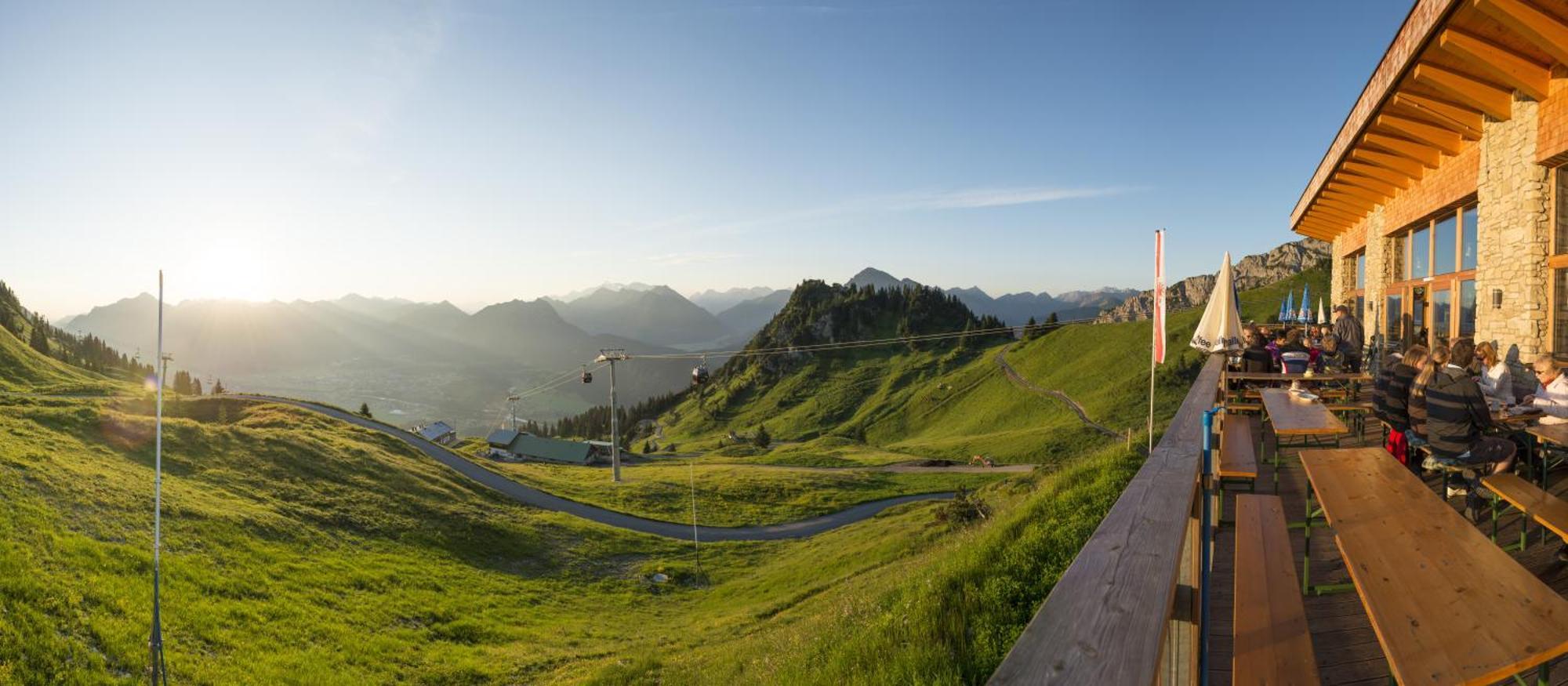 Hotel Krone Tirol 罗伊特 外观 照片