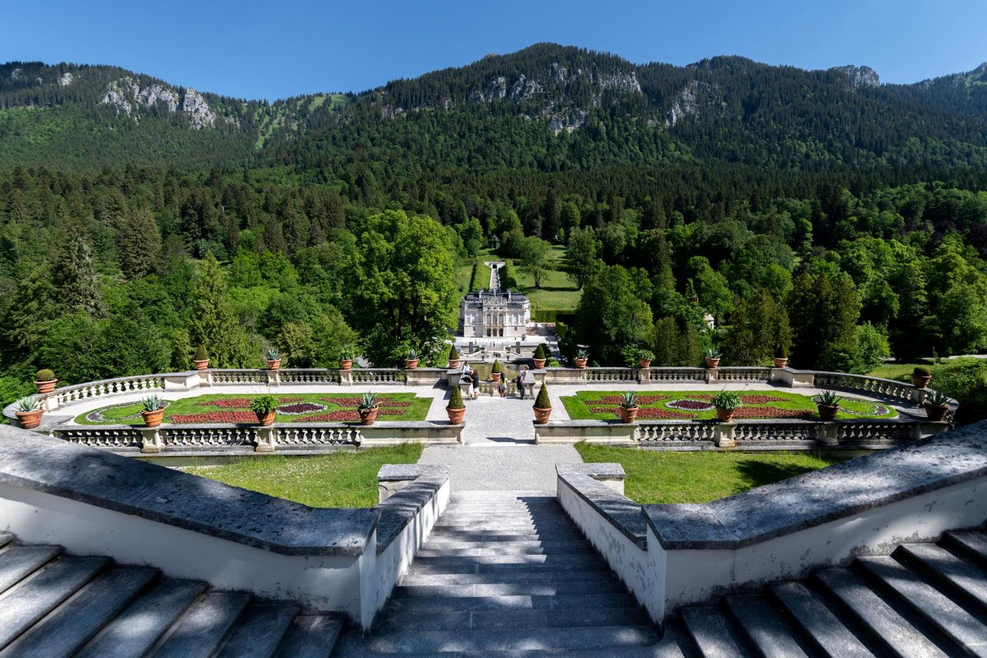 Hotel Krone Tirol 罗伊特 外观 照片