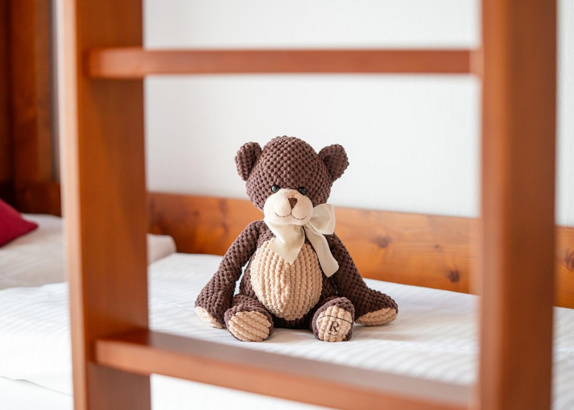 Hotel Krone Tirol 罗伊特 外观 照片